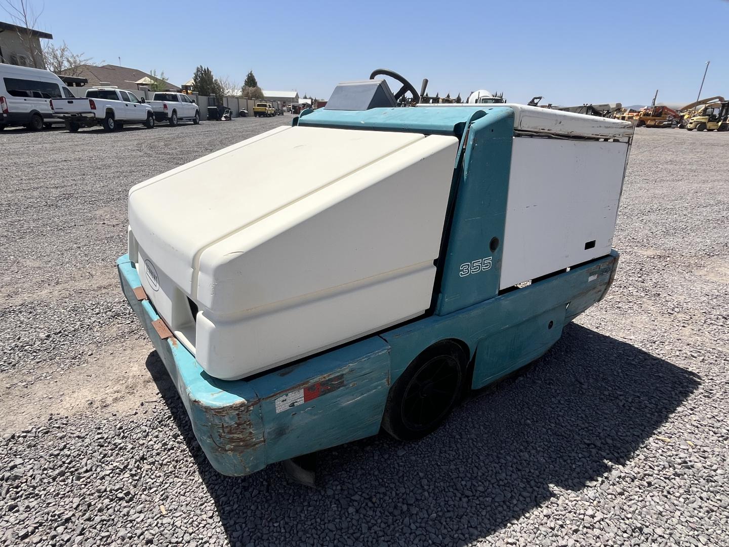 ./imagenes/INVOICE/2019/15384/BARREDORA TENNANT 355 (19).JPG